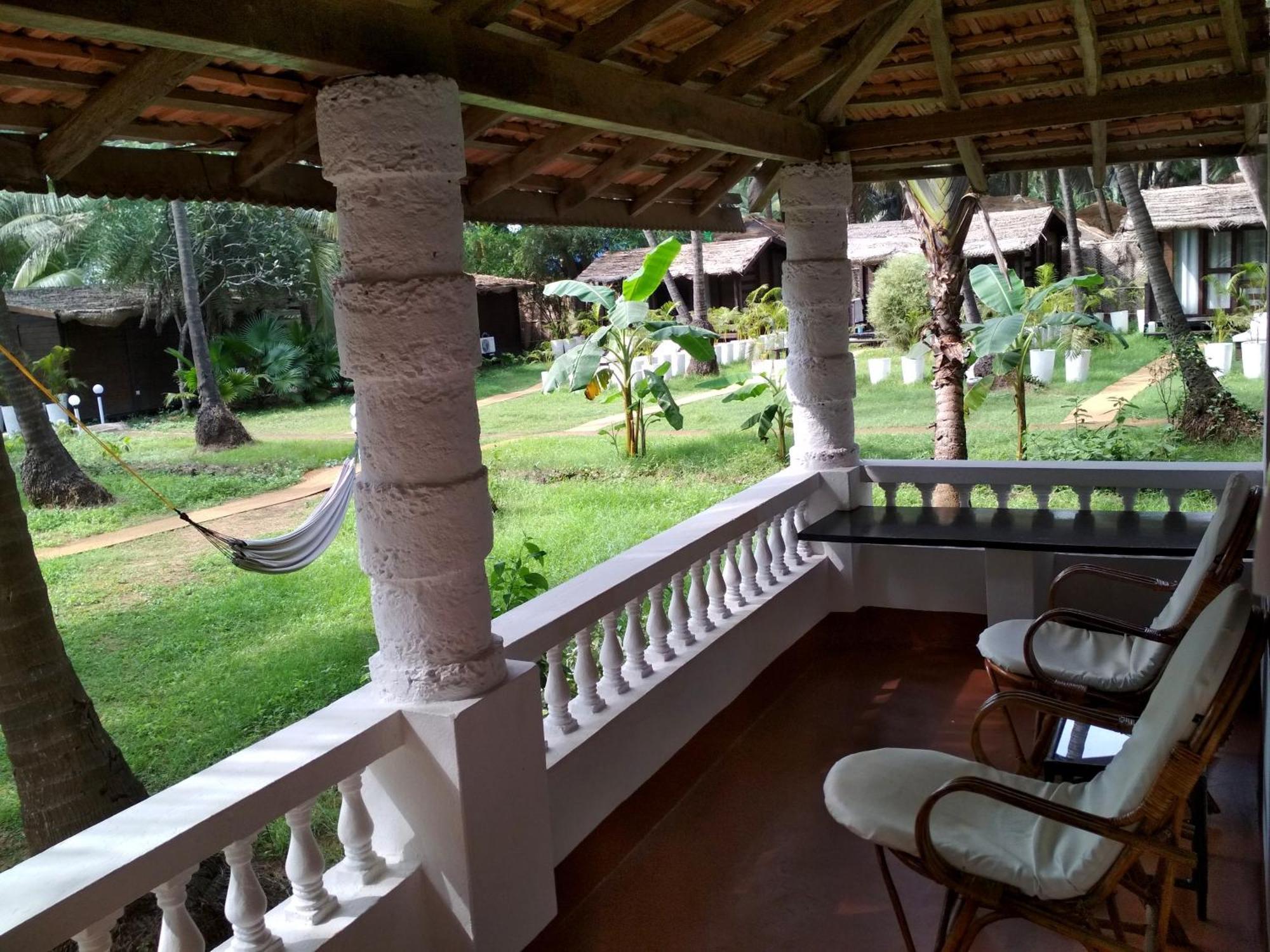 Mamagoa Beach Resort มานเดรม ภายนอก รูปภาพ