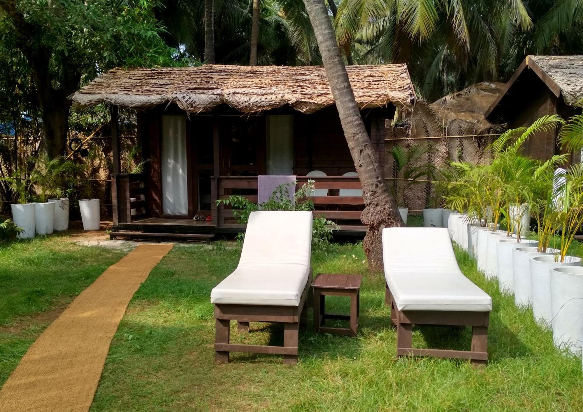 Mamagoa Beach Resort มานเดรม ภายนอก รูปภาพ